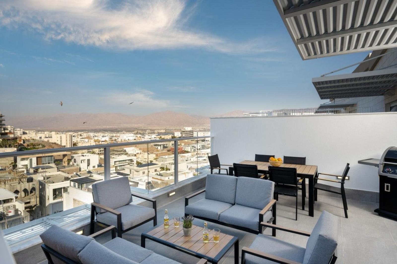 Mountain And Sea View - Penthouse With Private Pool Apartment Eilat Exterior photo